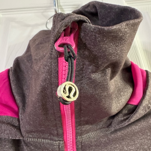 Size 10 lululemon athletica size 10 Pink and Gray in stride Jacket hoodie - Picture 3 of 7